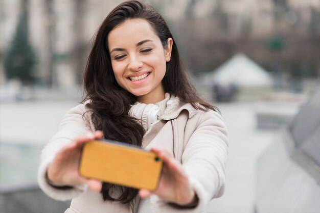Where can i buy an international SIM card in Australia